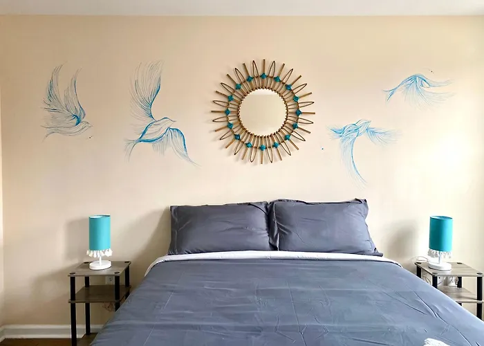 Queen Room